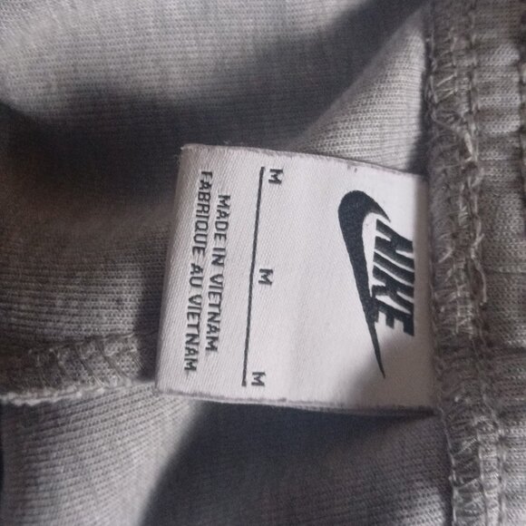 Nike Tech Fleece Joggers - Picture 4 of 4